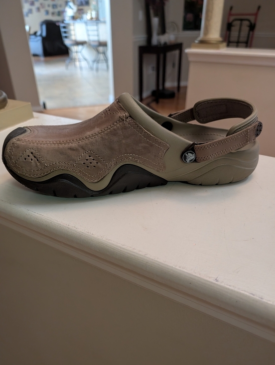 Crocs Swiftwater Leather Camp Clogs For Men Size M13 Black And Tan Never Worn!